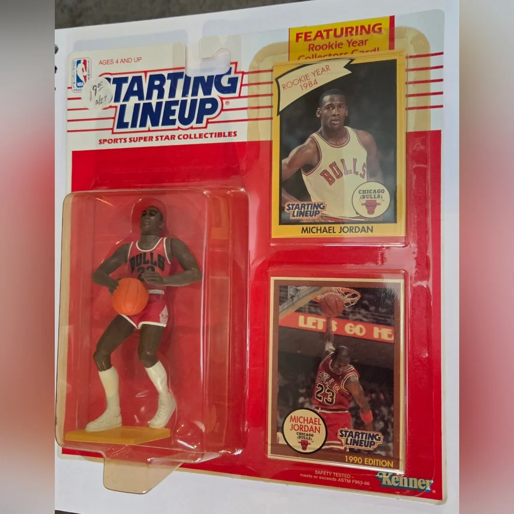 Michael Jordan Starting Lineup 1990 Kenner Figure w/ Rookie Year Card โ Sealed - Picture 2 of 11